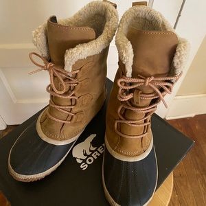 Women’s Sorel snow boots